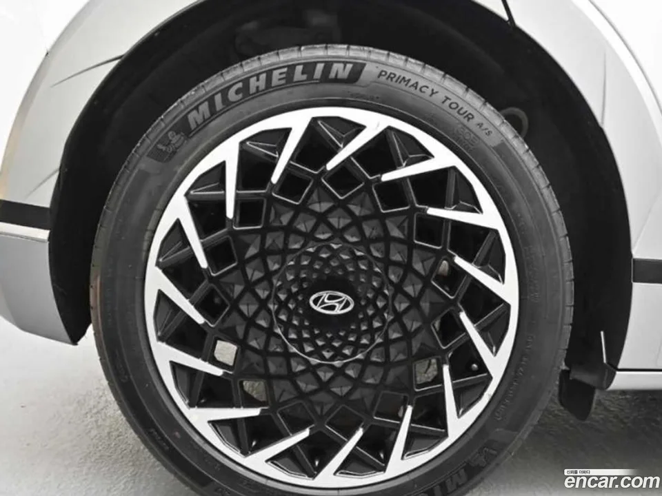 Hyundai Ioniq 5 AWD 2024 — thumbnail 5