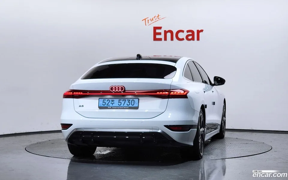 Audi A6 e- S Line 2025 — thumbnail 4