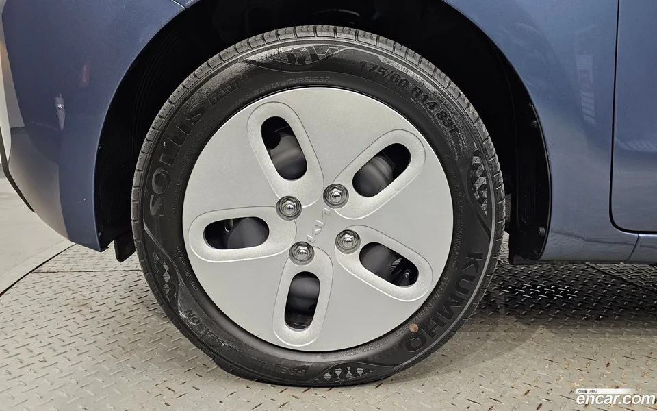 Kia Ray EV 2023 — thumbnail 5