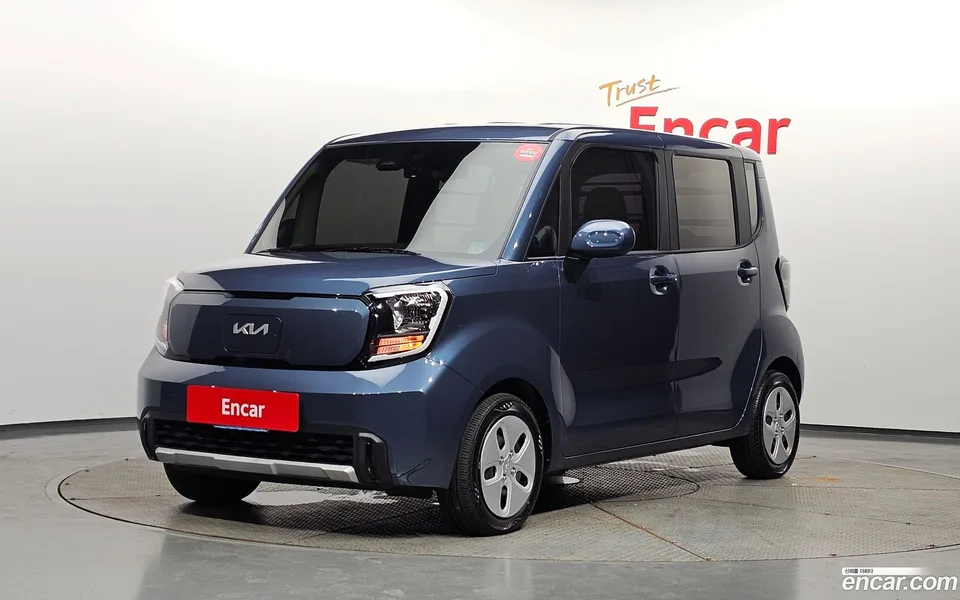 Kia Ray EV 2023 — photo 1, buy with delivery to Moscow