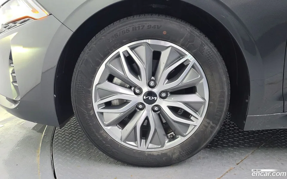 Kia K5 Hybrid 2023 — миниатюра 2