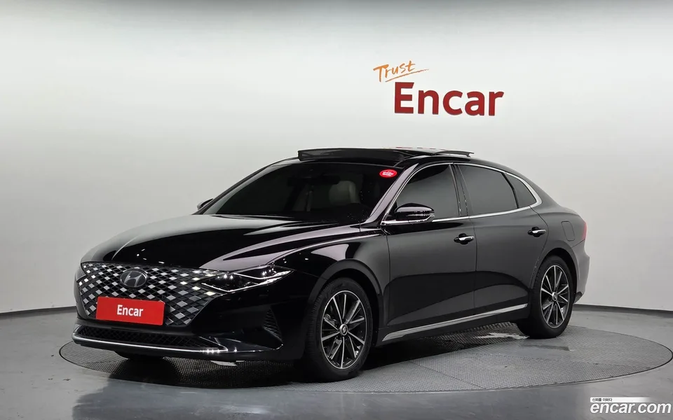 Hyundai Grandeur IG 2.5 2022 — photo 1, buy with delivery to Moscow