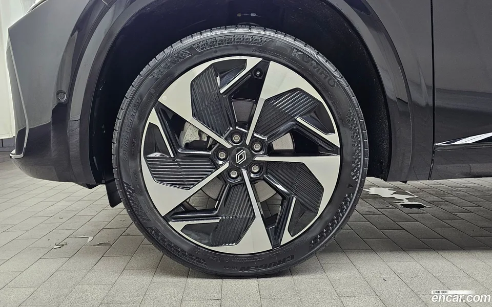 Renault Samsung Grand Koleos 1.5 E-TECH 2WD 2024 — миниатюра 2