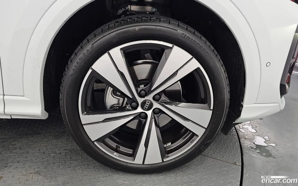 Audi Q5 (80A) 40 TFSI S Line 2025 — thumbnail 5