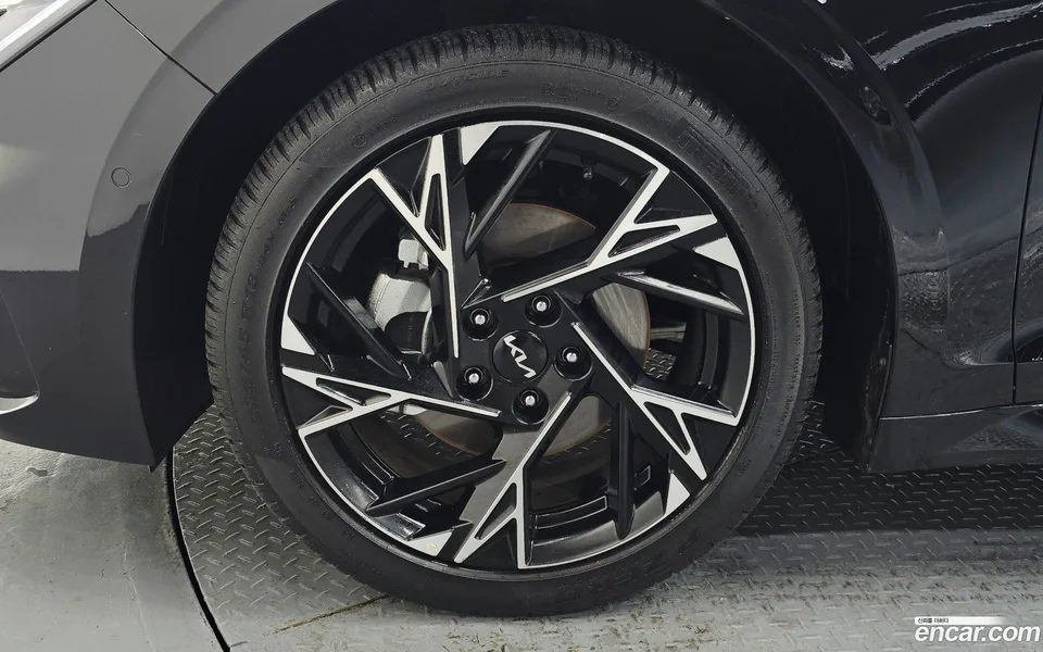 Kia K5 2.0 2025 — thumbnail 2