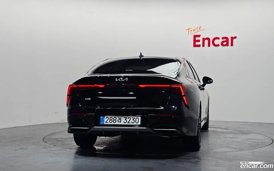 Kia K5 2.0 2025 — thumbnail 4