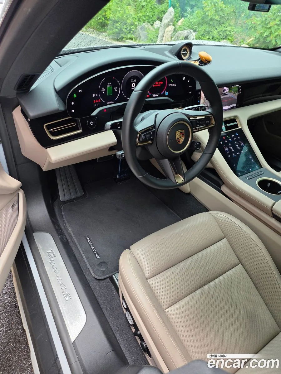 Porsche Taycan 4S 2024 — thumbnail 2