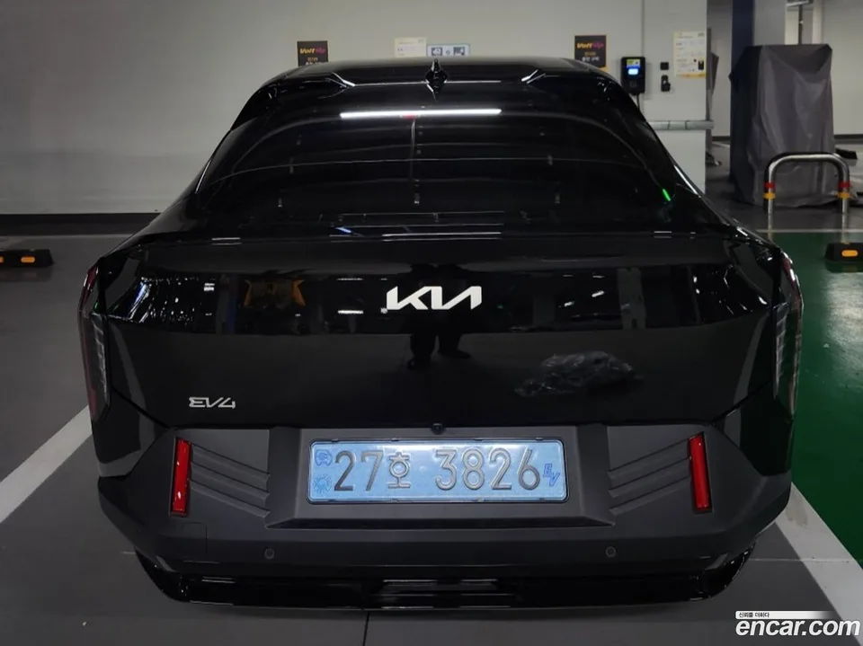 Kia EV4 2WD 2026 — миниатюра 4