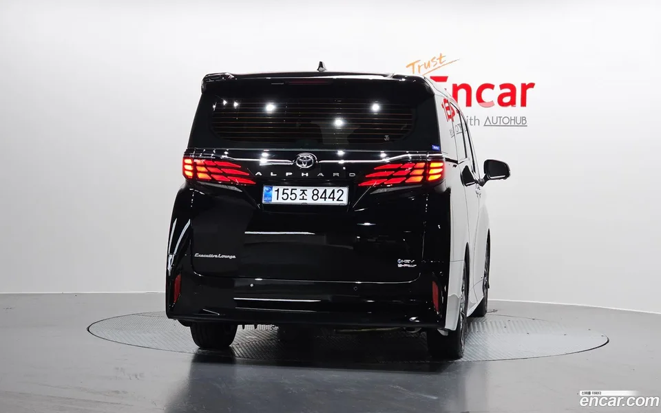 Toyota Alphard 2.5 HEV AWD 2025 — thumbnail 4