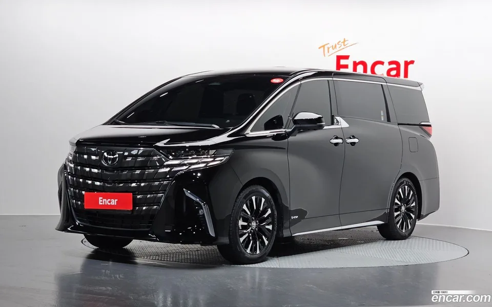 Toyota Alphard 2.5 HEV AWD 2025 — photo 1, buy with delivery to Moscow
