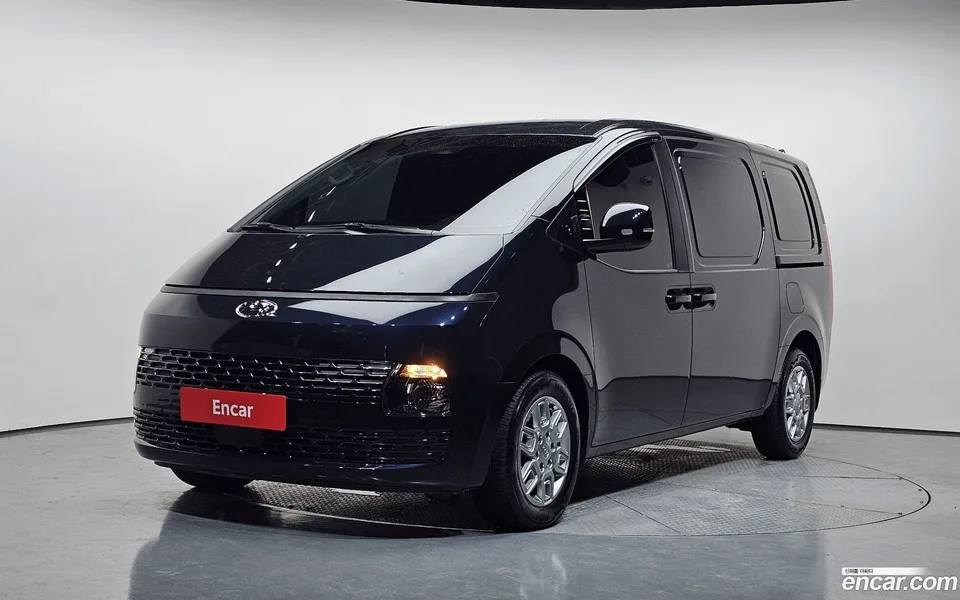 Hyundai Staria 2023