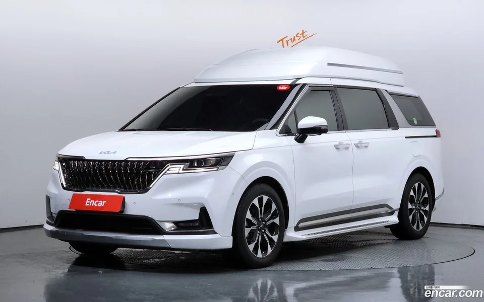Kia Carnival 9 2022 — photo 1, buy with delivery to Moscow