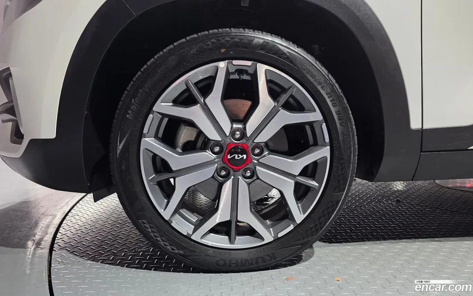 Kia Seltos 1.6 2WD 2022 — thumbnail 2