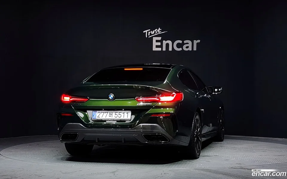 BMW 8 Series M850i xDrive M 2025 — thumbnail 4