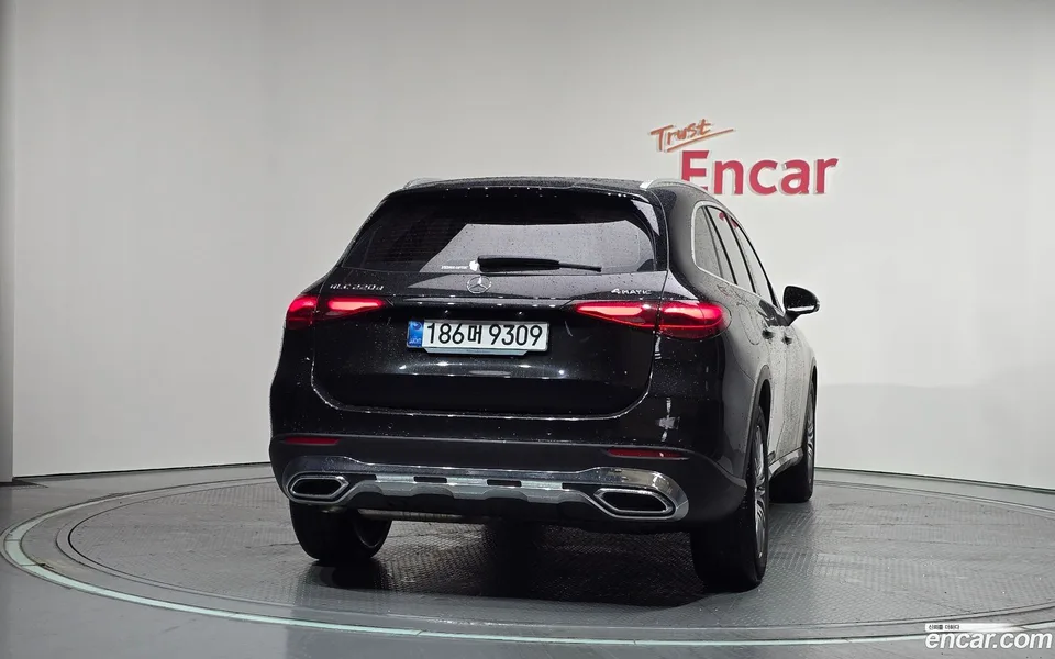 Mercedes-Benz GLC-Class GLC220 d 4MATIC 2025 — thumbnail 4