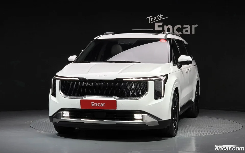 Kia Carnival HEV 9 2025 — thumbnail 3