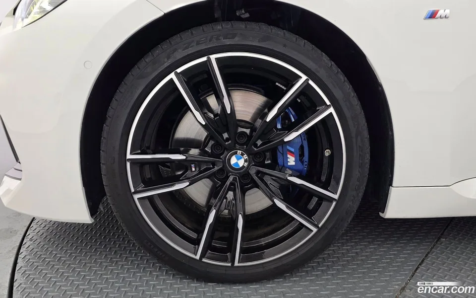 BMW 2 Series M240i xDrive 2025 — thumbnail 2