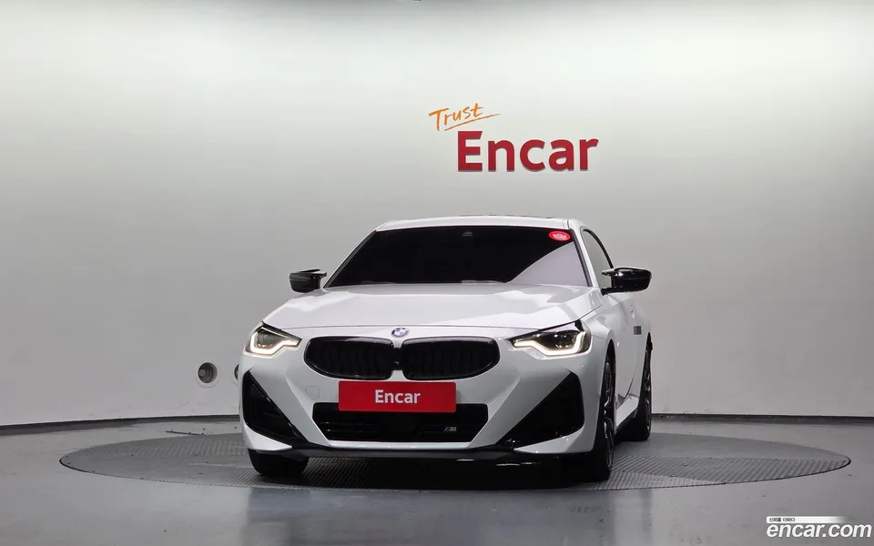 BMW 2 Series M240i xDrive 2025 — thumbnail 3