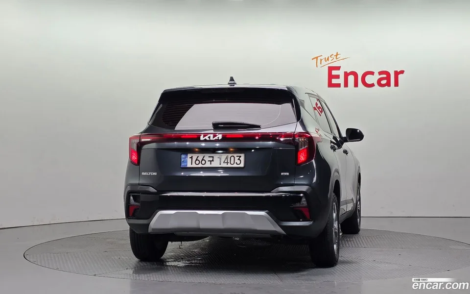 Kia Seltos 2.0 4WD 2023 — thumbnail 4