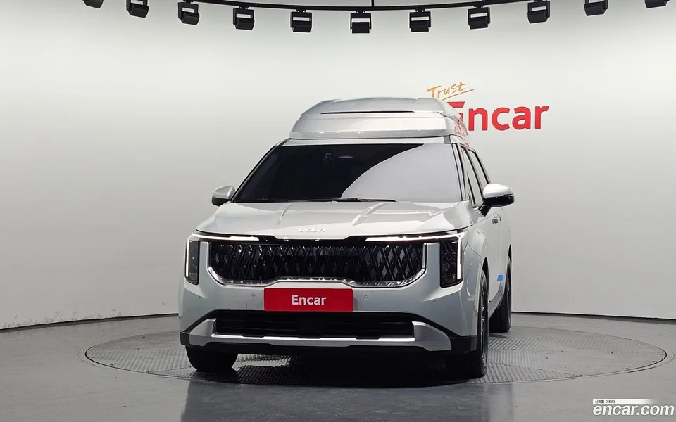 Kia Carnival 9 2024 — thumbnail 3
