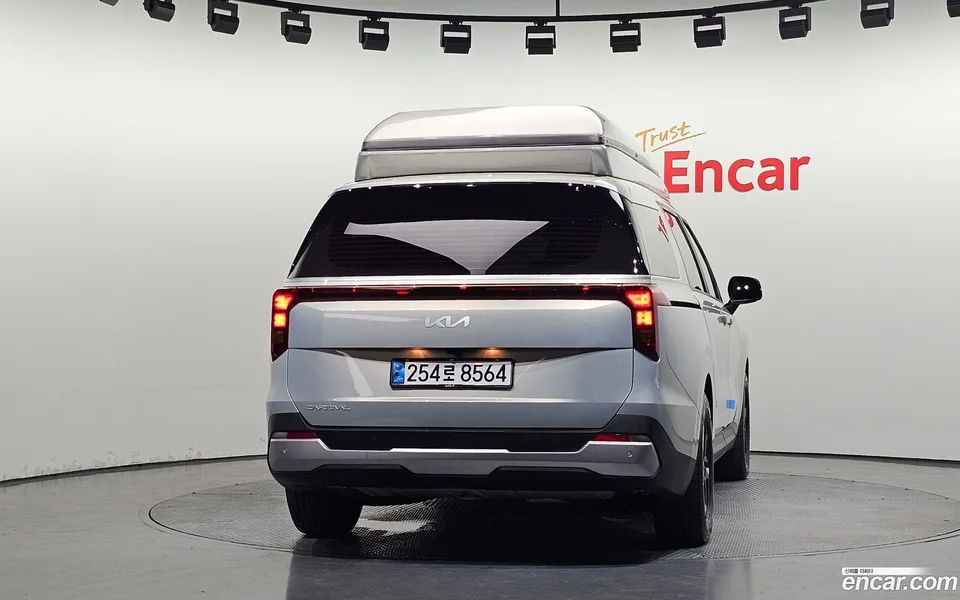 Kia Carnival 9 2024 — thumbnail 4