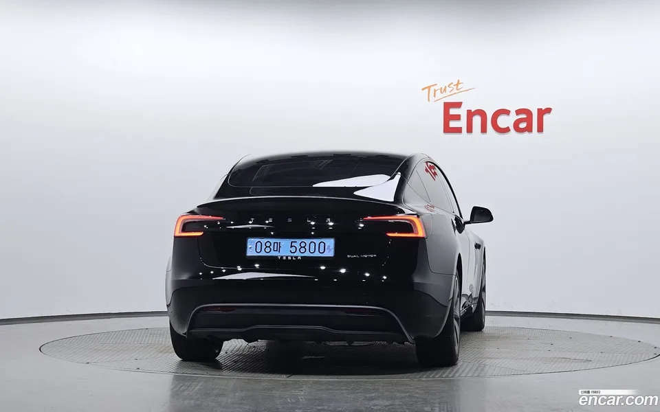 Tesla Model 3 AWD 2024 — thumbnail 4