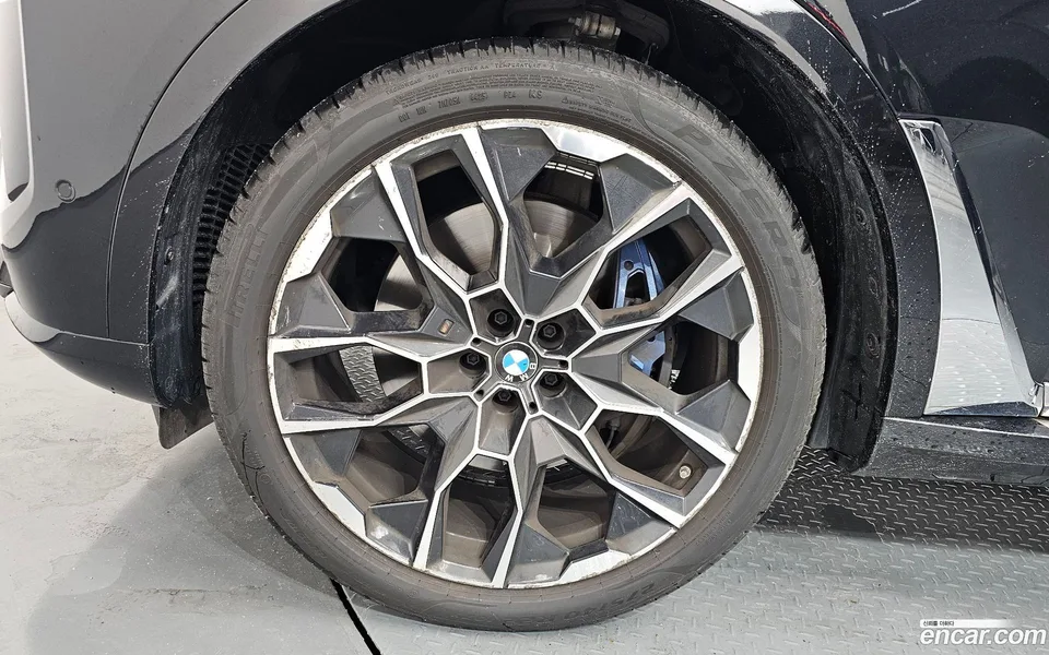 BMW X7 xDrive 40i M 6 2024 — thumbnail 2