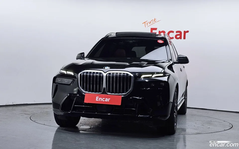 BMW X7 xDrive 40i M 6 2024 — thumbnail 3