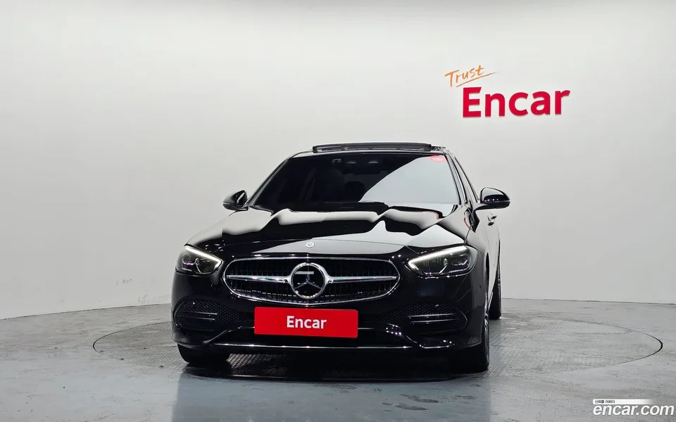 Mercedes-Benz C-Class C300 4MATIC 2023 — thumbnail 3
