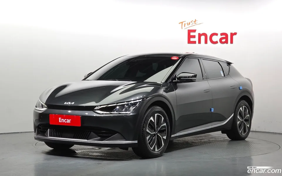 Kia EV6 2024 — photo 1, buy with delivery to Moscow