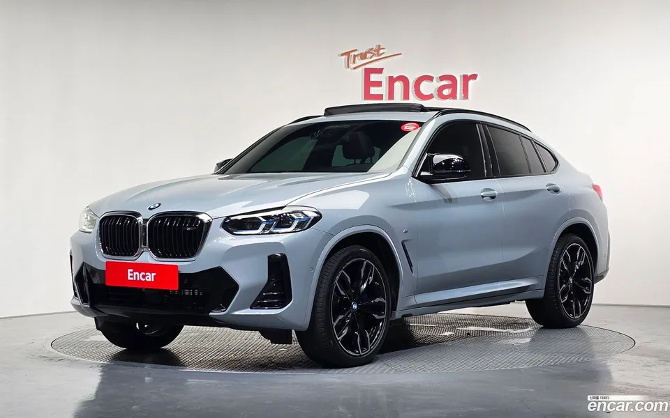 BMW X4 xDrive M40i 2025 — photo 1, buy with delivery to Moscow