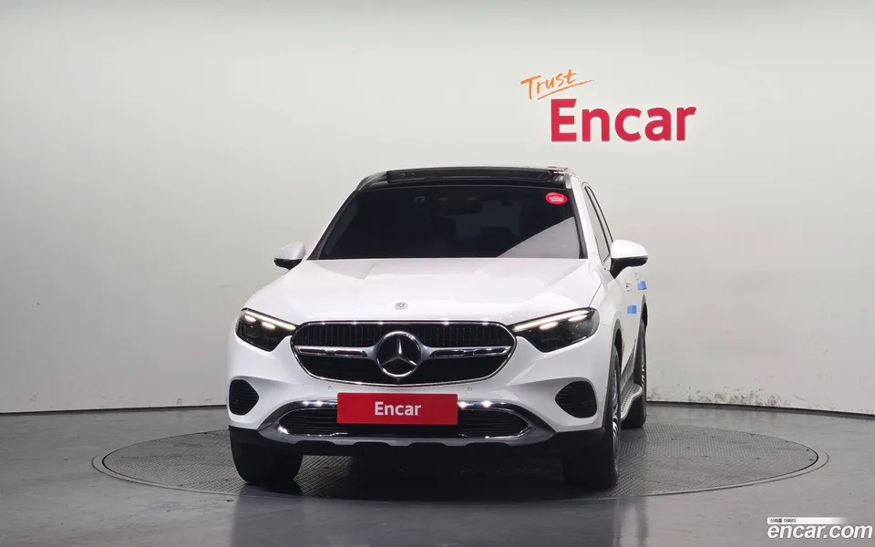 Mercedes-Benz GLC-Class GLC220 d 4MATIC 2023 — thumbnail 3