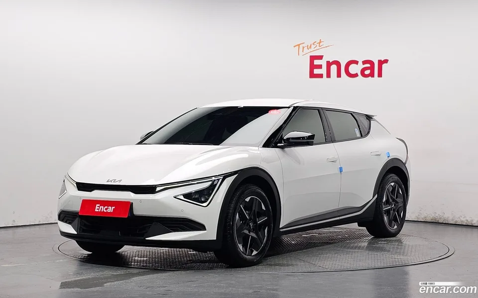 Kia EV6 2WD 2025 — photo 1, buy with delivery to Moscow