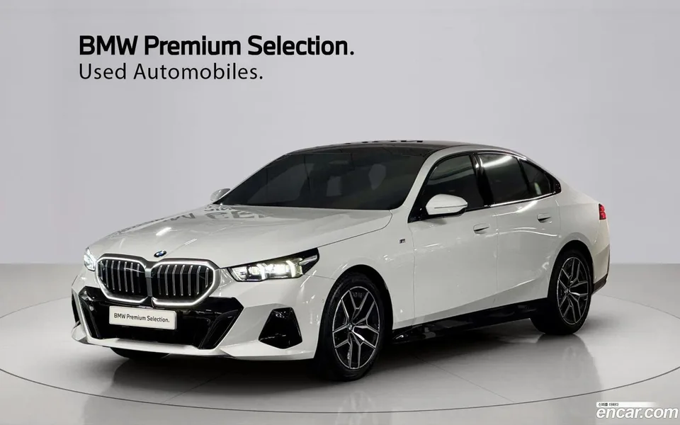 BMW 5 Series 520i M 2025 — photo 1, buy with delivery to Moscow