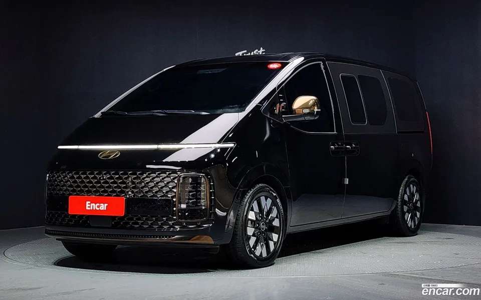 Hyundai Staria 2024
