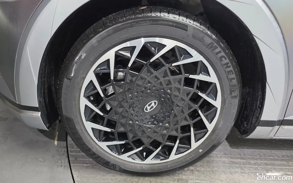 Hyundai Ioniq 5 AWD 2022 — thumbnail 2