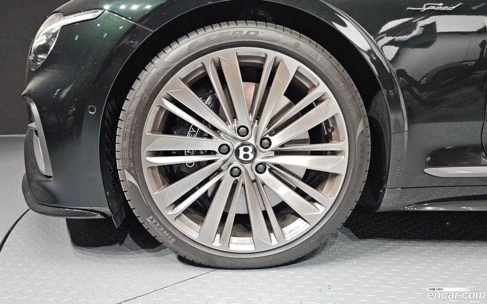 Bentley Continental GT 4.0 GT 2025 — thumbnail 2