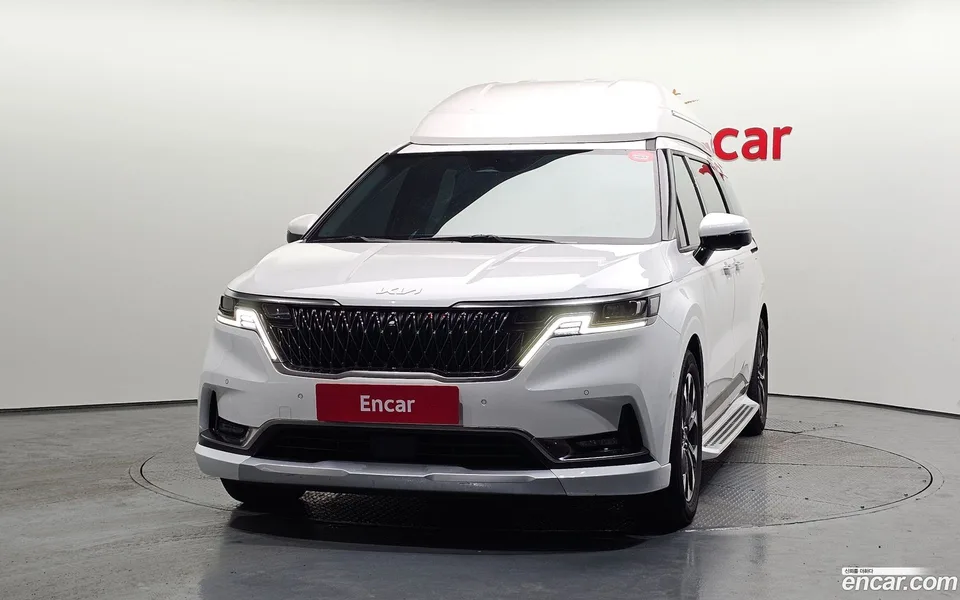 Kia Carnival 9 2023 — thumbnail 3