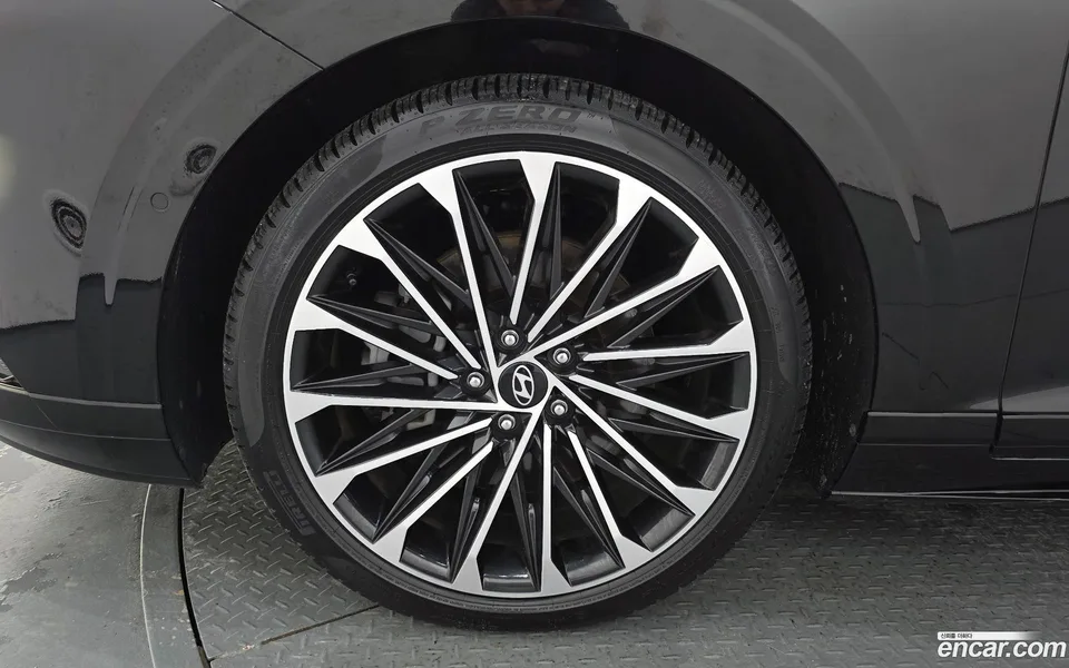 Hyundai Grandeur 3.5 4WD 2023 — thumbnail 2
