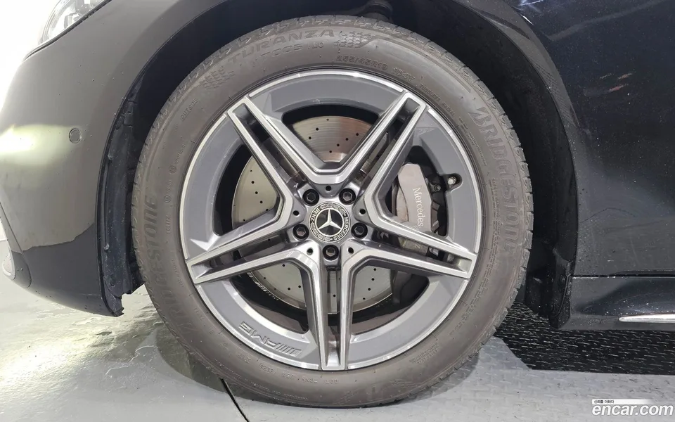 Mercedes-Benz S-Class S400 d 4MATIC 2023 — thumbnail 2