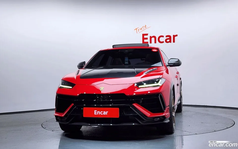 Lamborghini Urus 4.0 V8 2023 — thumbnail 3
