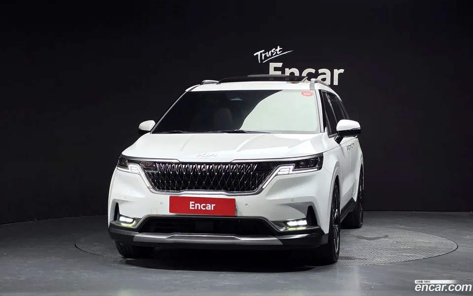 Kia Carnival 7 2022 — thumbnail 3
