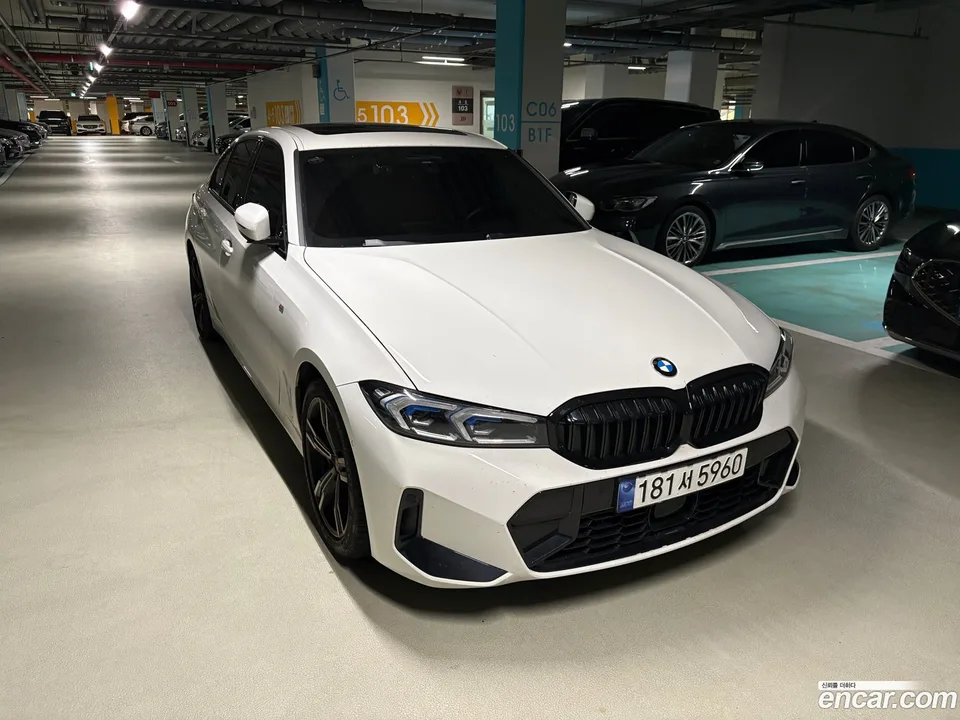 BMW 3 Series 320i M 2024 — thumbnail 3