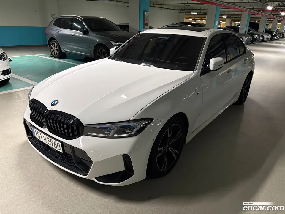 BMW 3 Series 320i M 2024 — photo 1, buy with delivery to Moscow