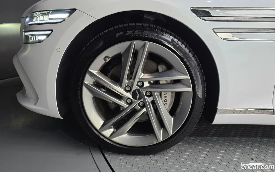 Genesis G80 3.5 AWD 2024 — thumbnail 2