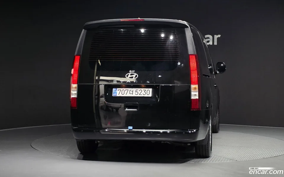 Hyundai Staria 11 2025 — thumbnail 4