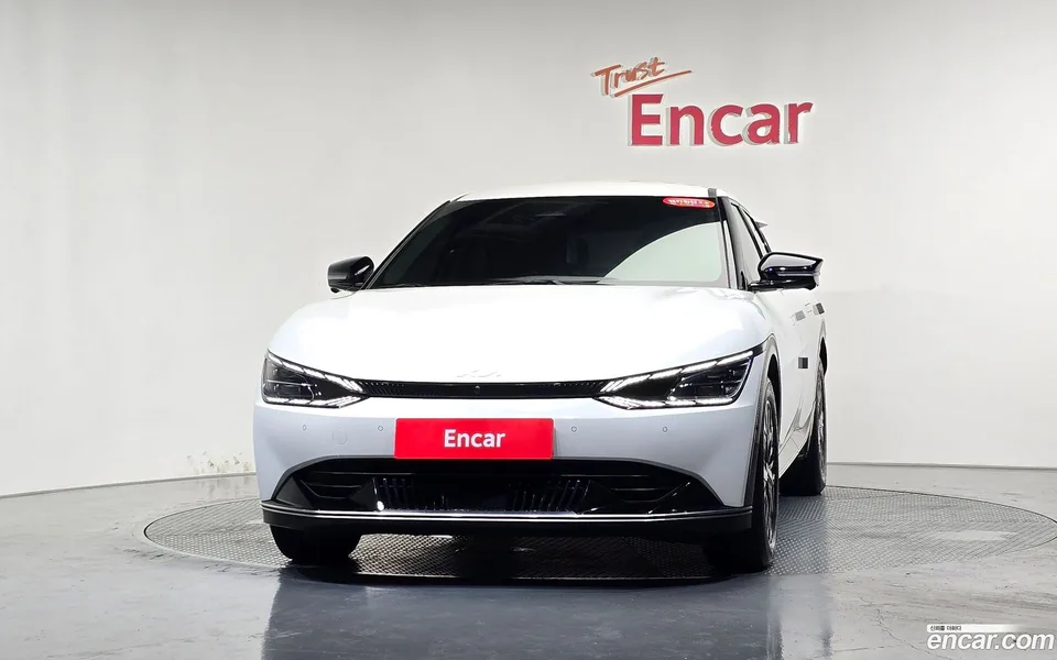 Kia EV6 2023 — thumbnail 3