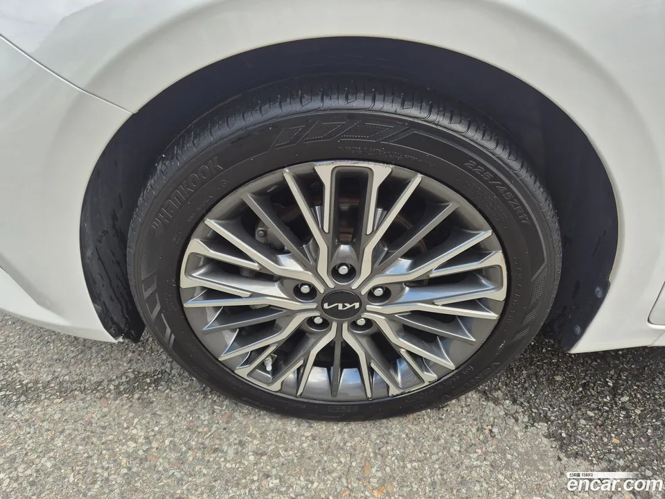 Kia K3 1.6 2022 — thumbnail 2