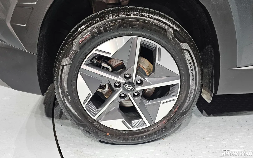 Hyundai Tucson NX4 1.6 2WD 2024 — thumbnail 2