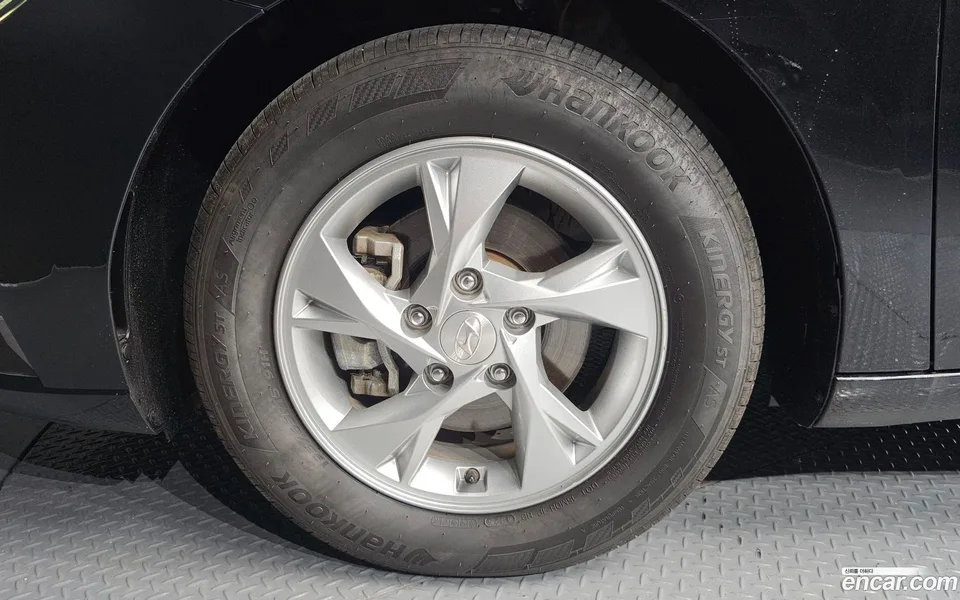 Hyundai Avante 1.6 2022 — миниатюра 5